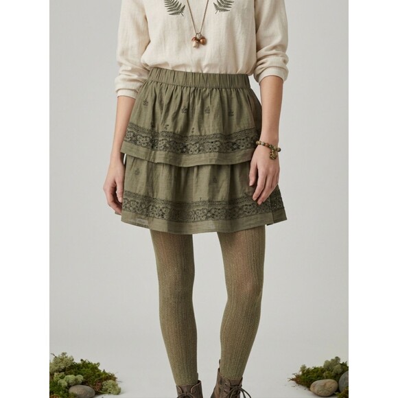 Lucky Brand Dresses & Skirts - Lucky Brand Tiered Eyelet Skirt Goblincore Green Floral Schiffli Embroidery Boho